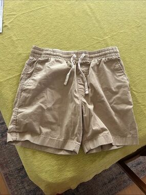 J. Crew Men's Drawstring Shorts in Light Khaki